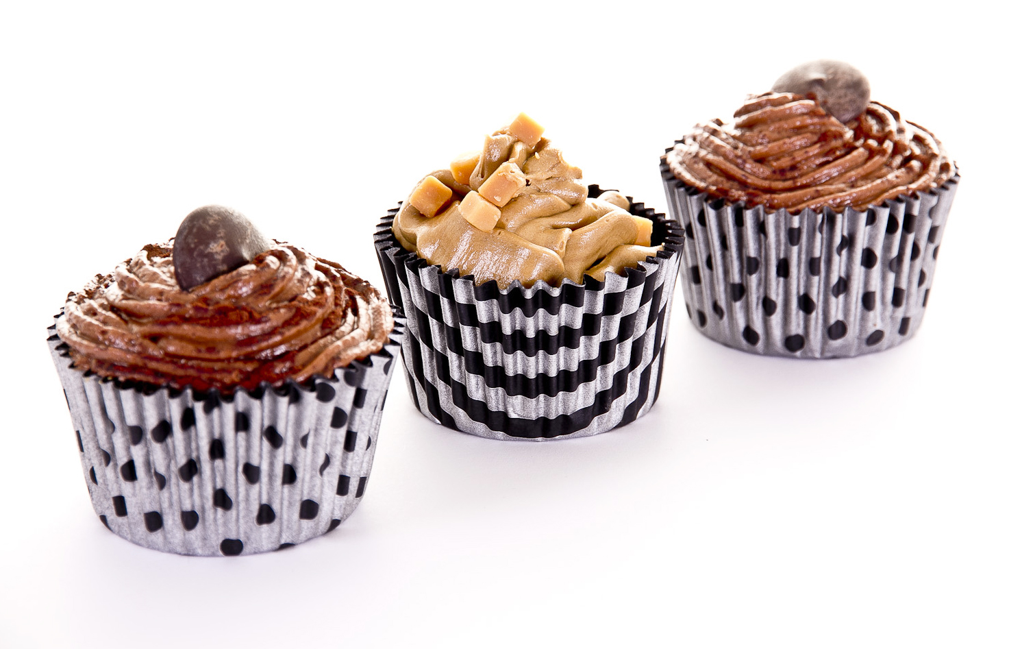 CHEVLER LAUNCHES VOGUE CUPCAKE CASES 4